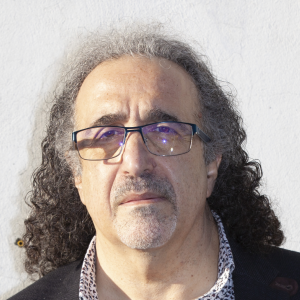 parce que tout ne sera pas joué avec la présidentielle, Fabien Roussel est le seul vote vraiment utile à gauche. Porteur d'espoir et d'actions pour une France des jours heureux au service de tous - Serge Truscello syndicaliste Bosch