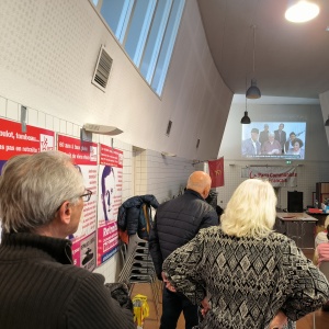 Moment festif autour de petits films sur l'action des communistes Vénissians