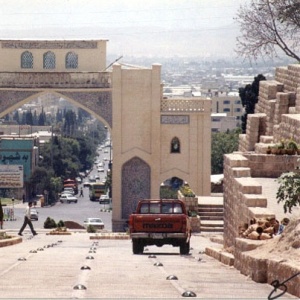 IRAN Porte de shiraz