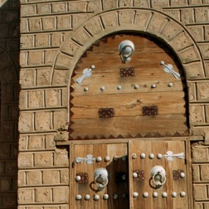 MALI tombouctou porte entreouverte